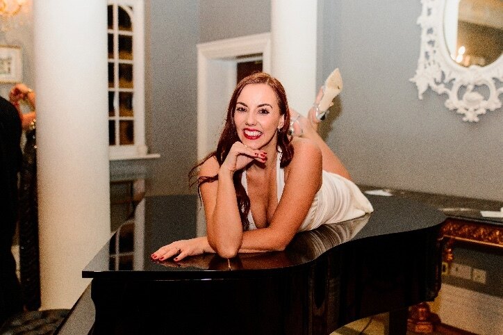 VistaWife OnlyFans header