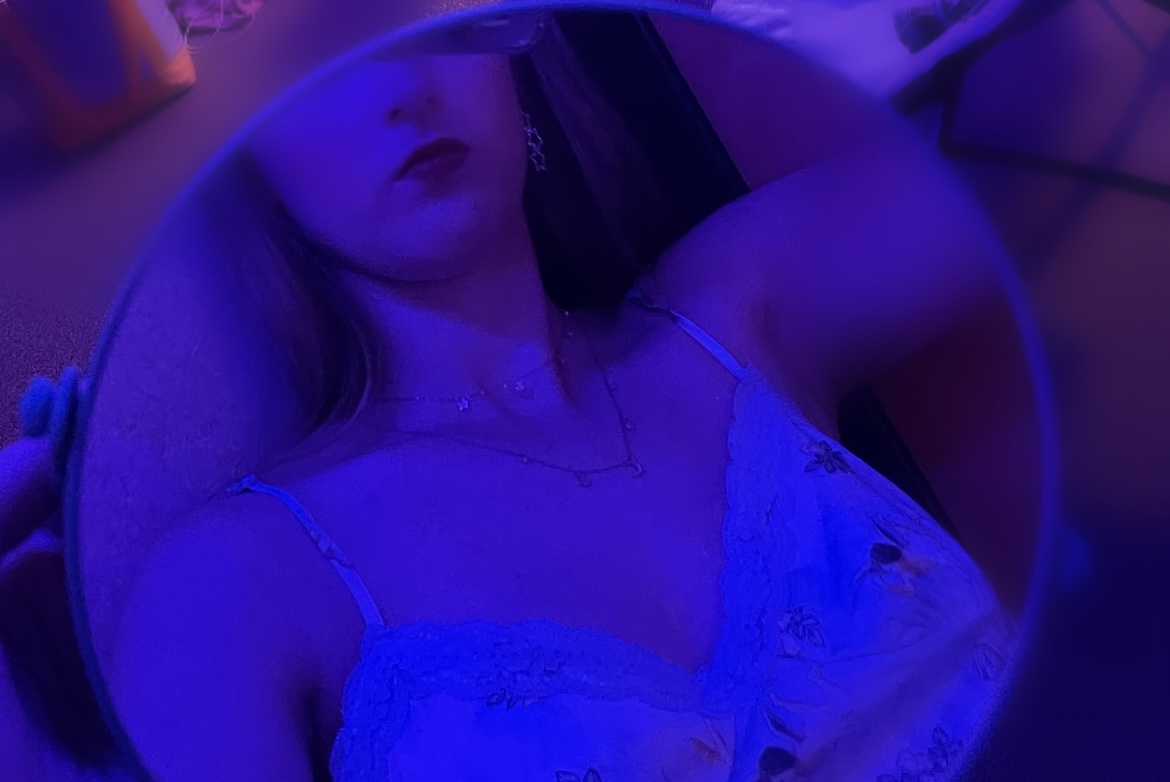 Vivian Desire OnlyFans