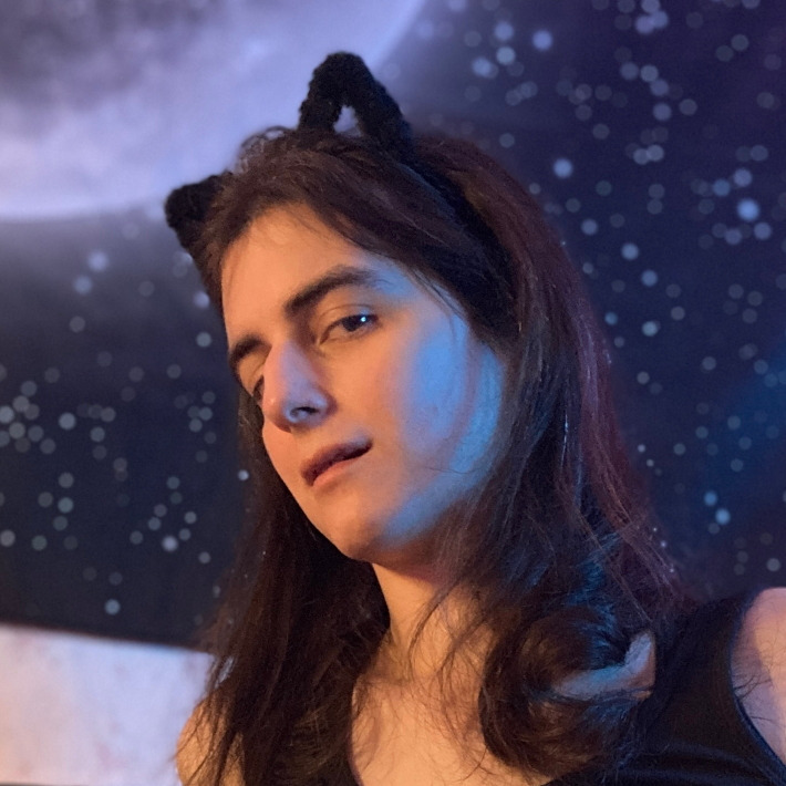 Vivian Violet OnlyFans