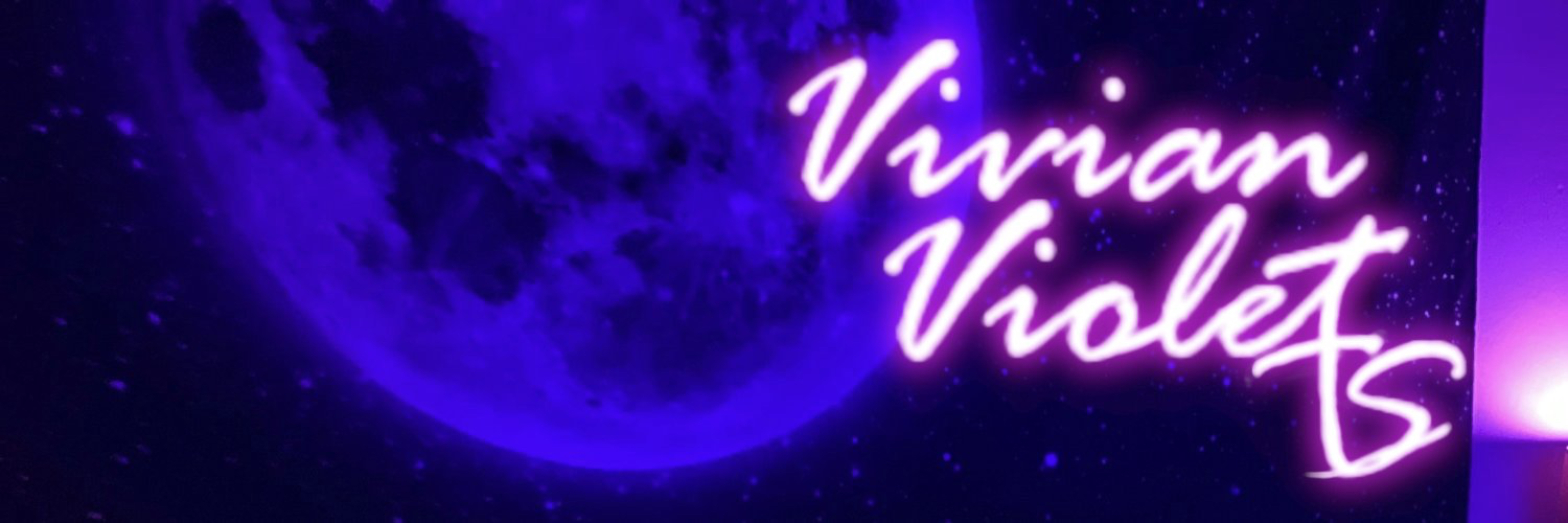 Vivian Violet OnlyFans header