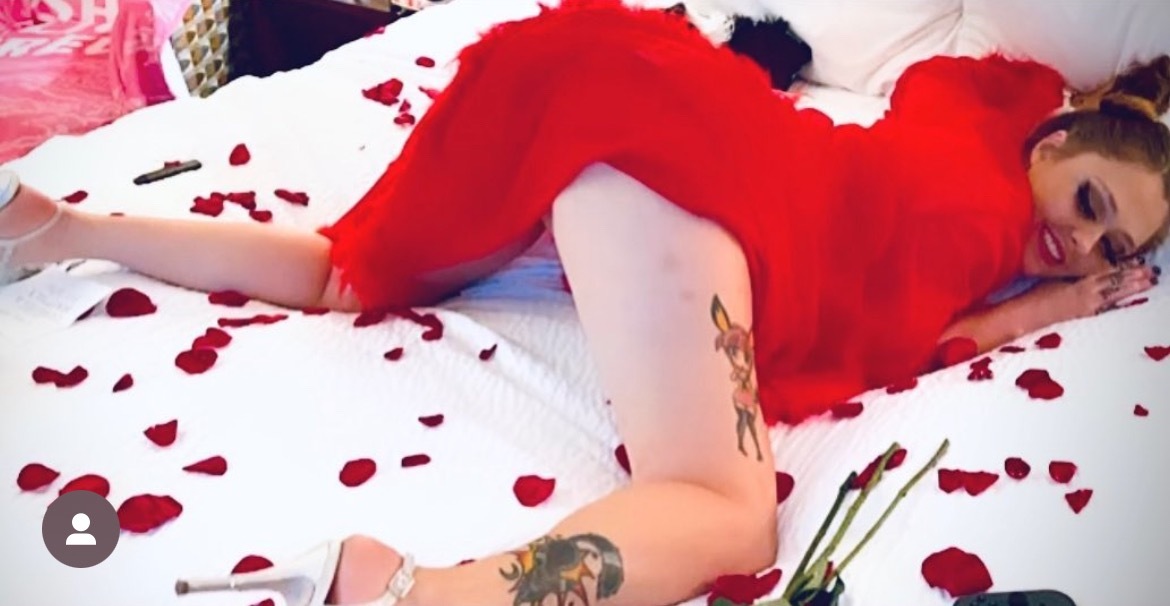 Vivi Vixins OnlyFans header