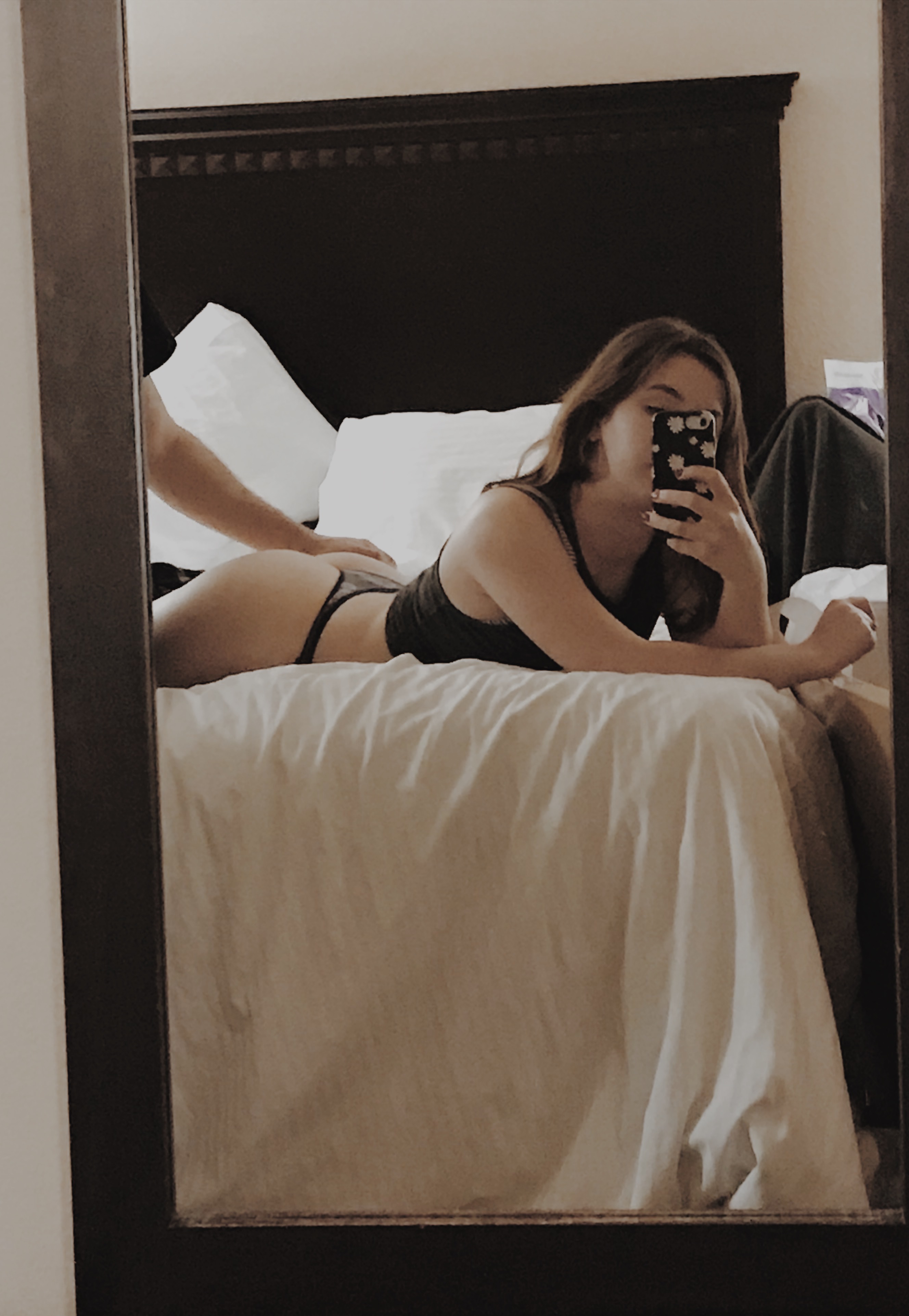 Genevieve Leigh OnlyFans header