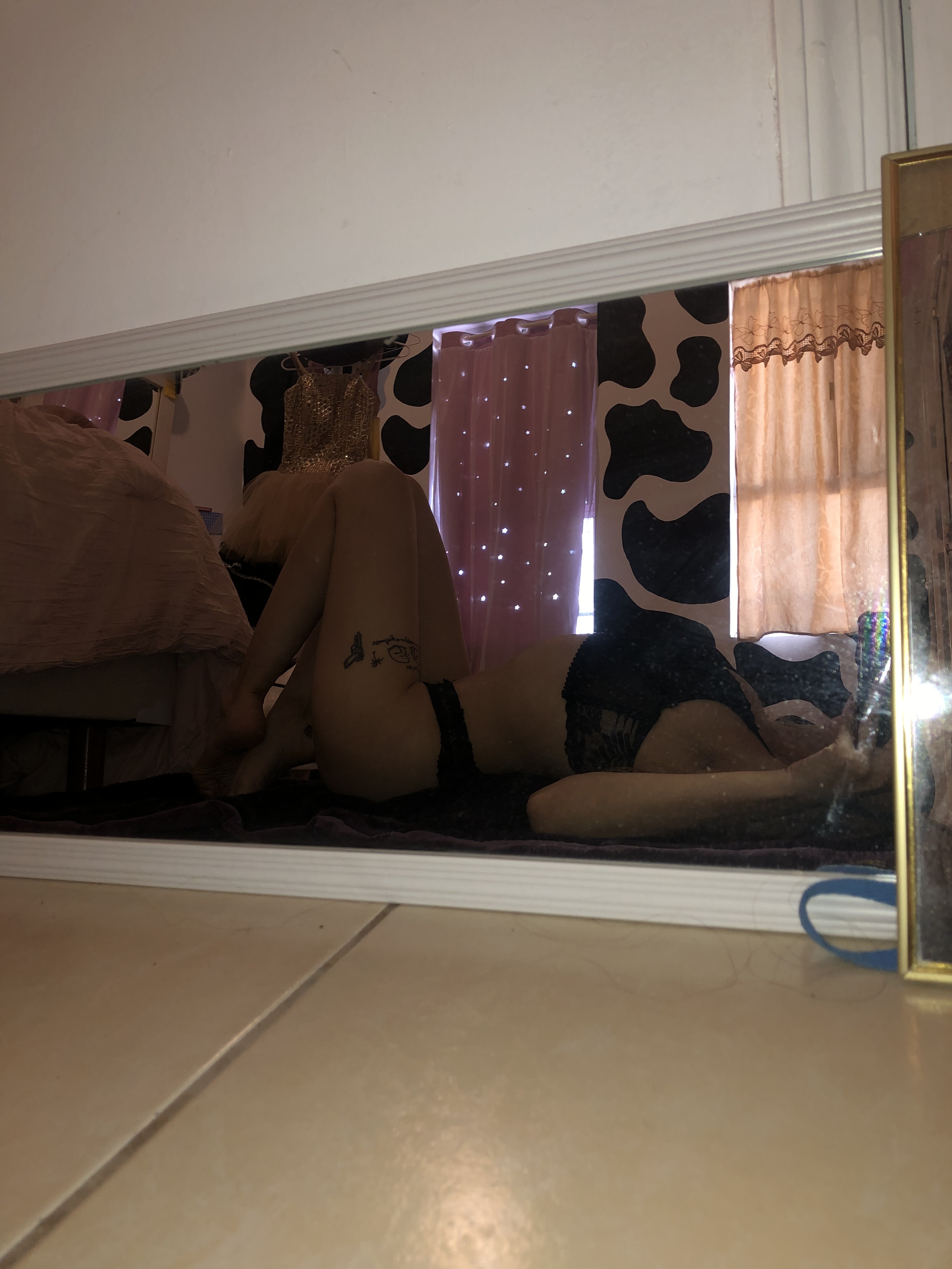 Viv woods OnlyFans header