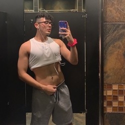 andresitoxoxo OnlyFans