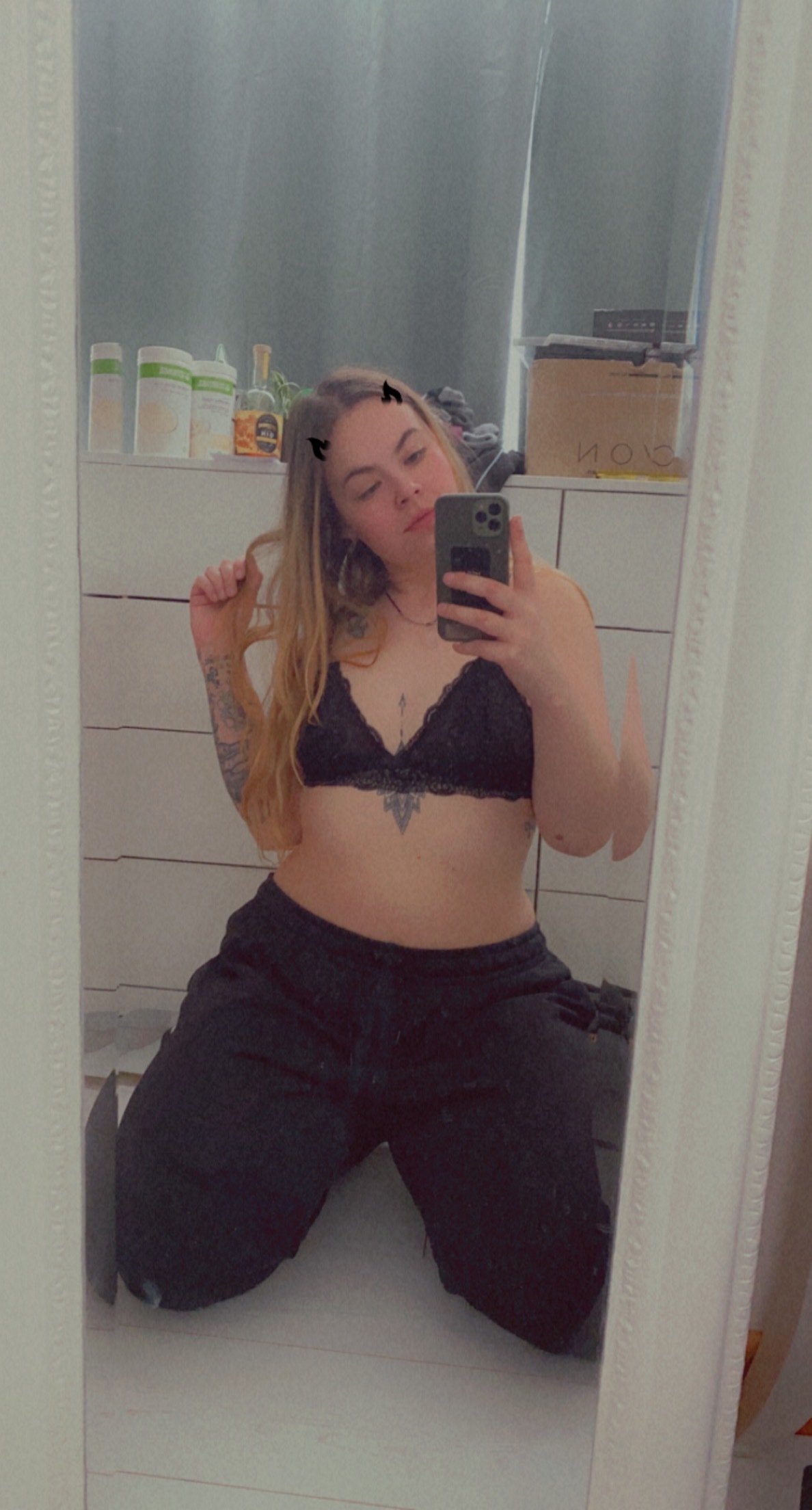 Violet OnlyFans header