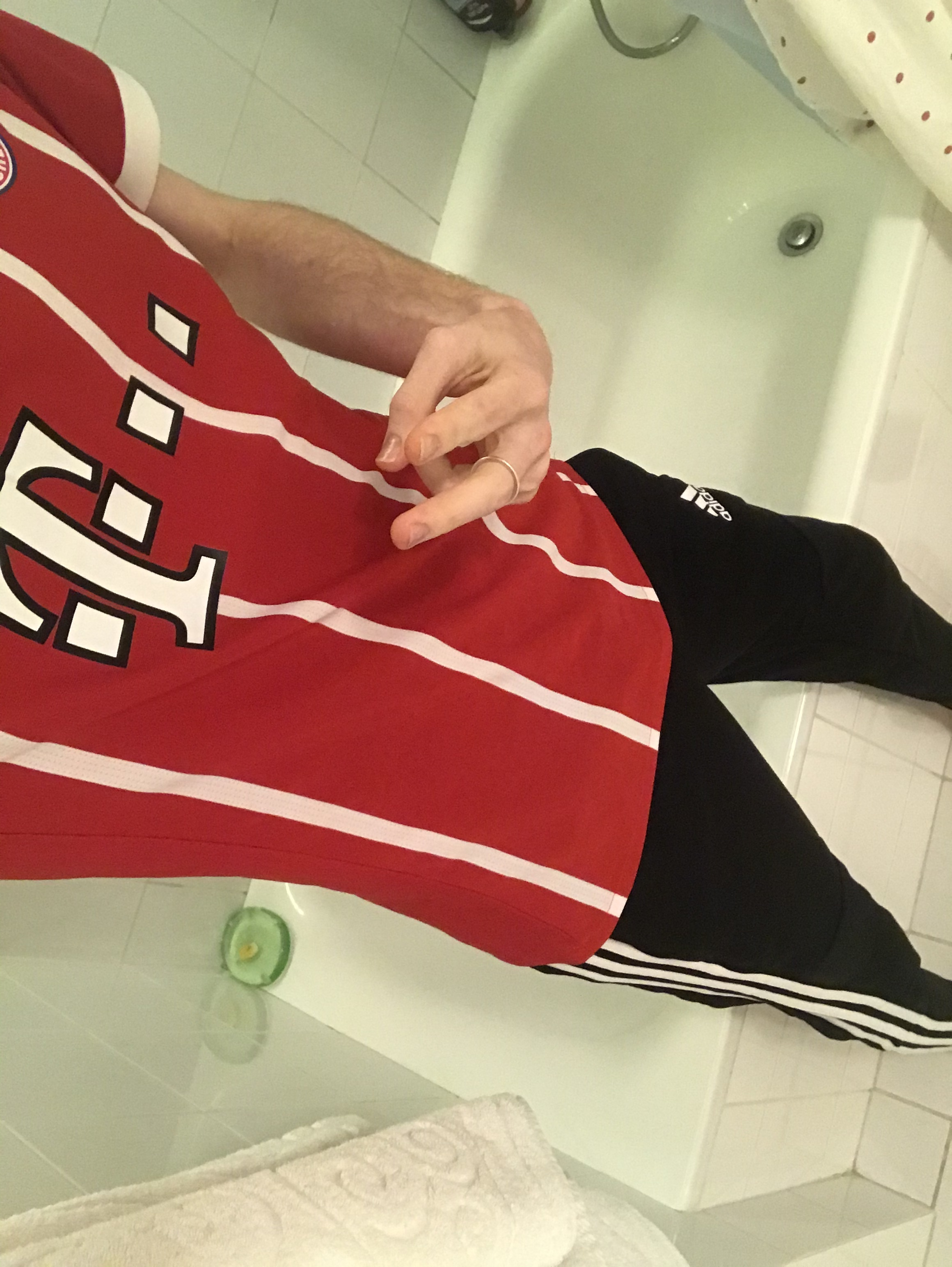 Vrovro OnlyFans header