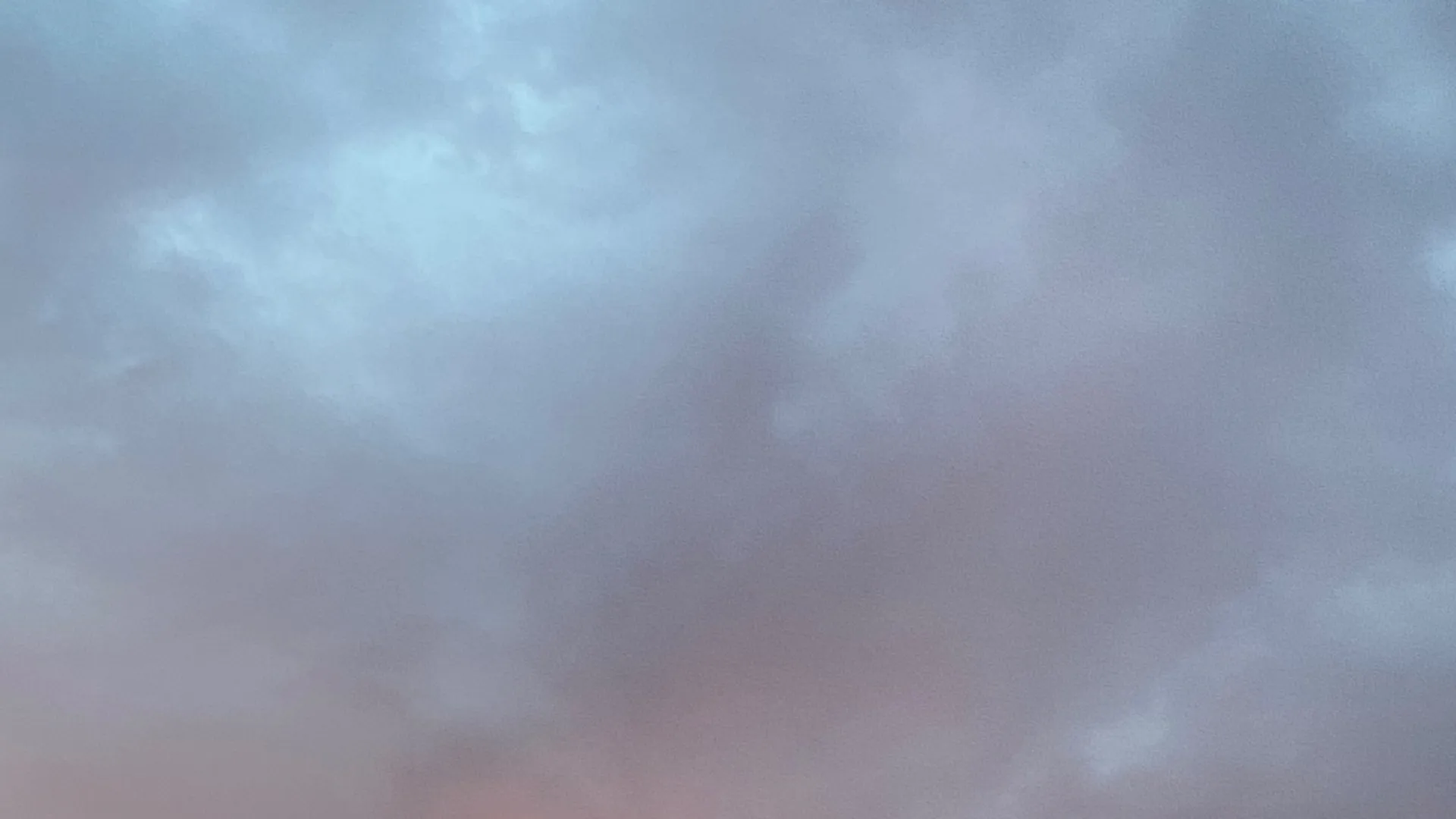 vee 🌙 OnlyFans header