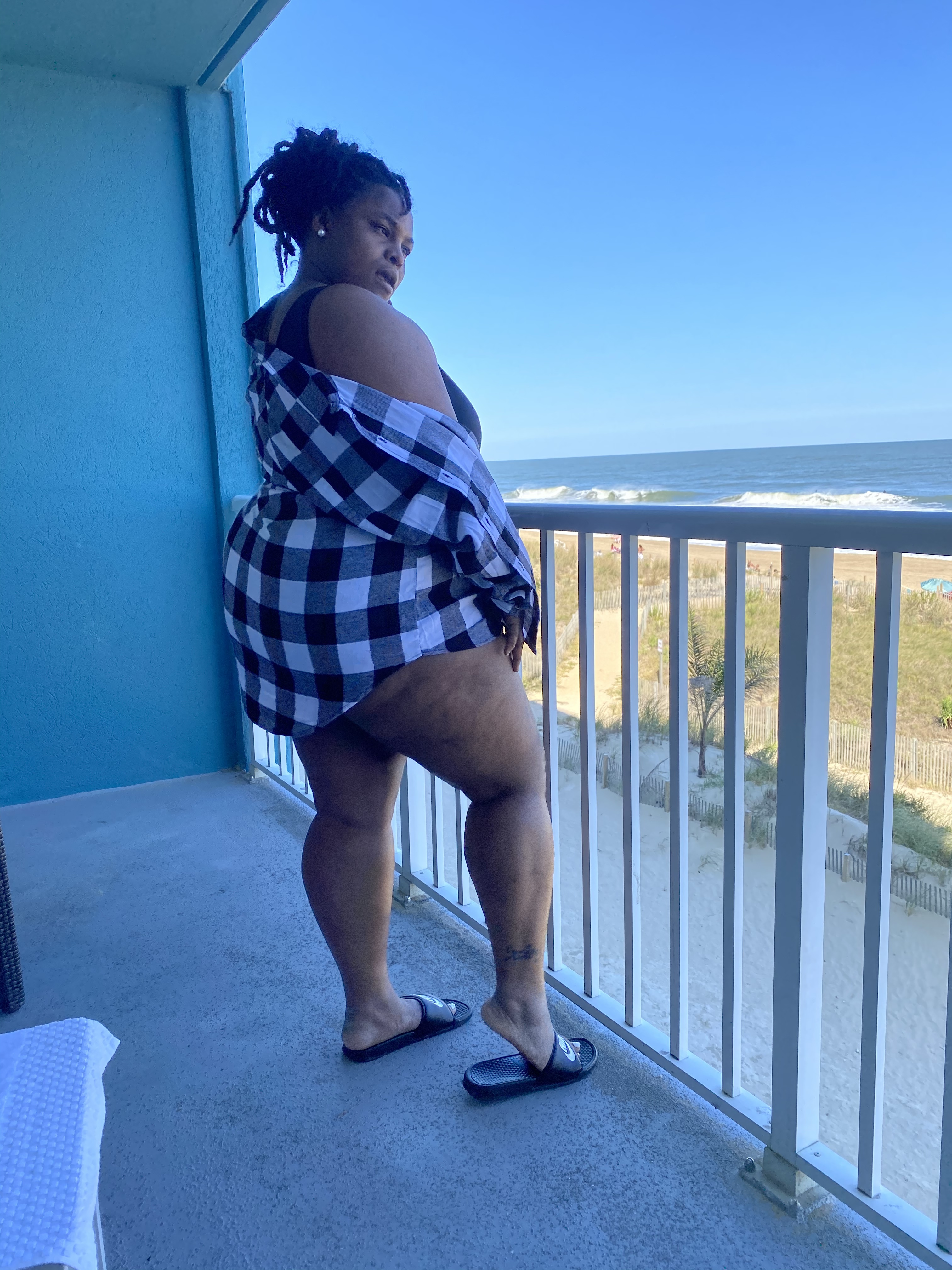 Bee Wap OnlyFans header