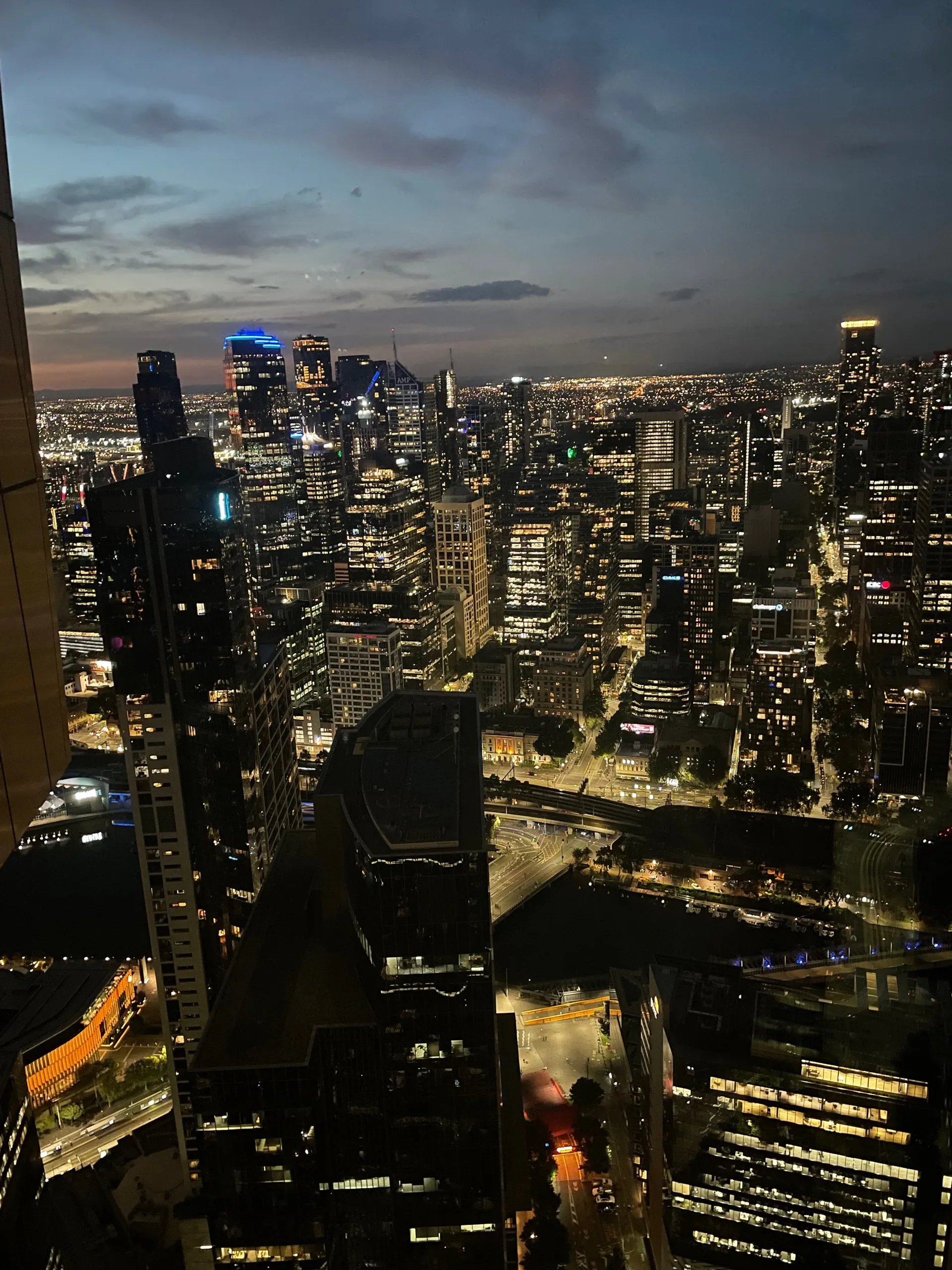 👨🏻‍🎓 OnlyFans header