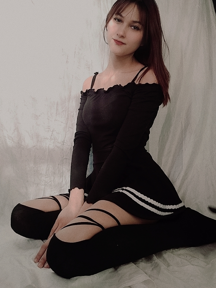 yourwaifuwu OnlyFans