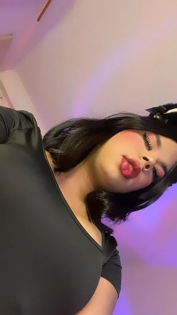 WandaBreheskin💜 OnlyFans header