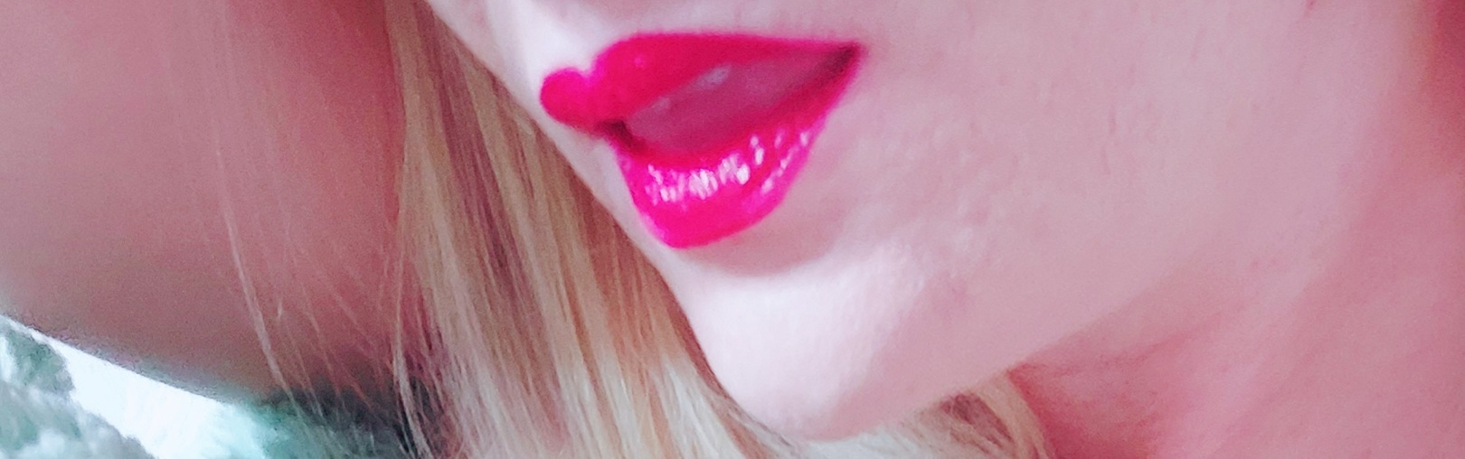 Willow OnlyFans header