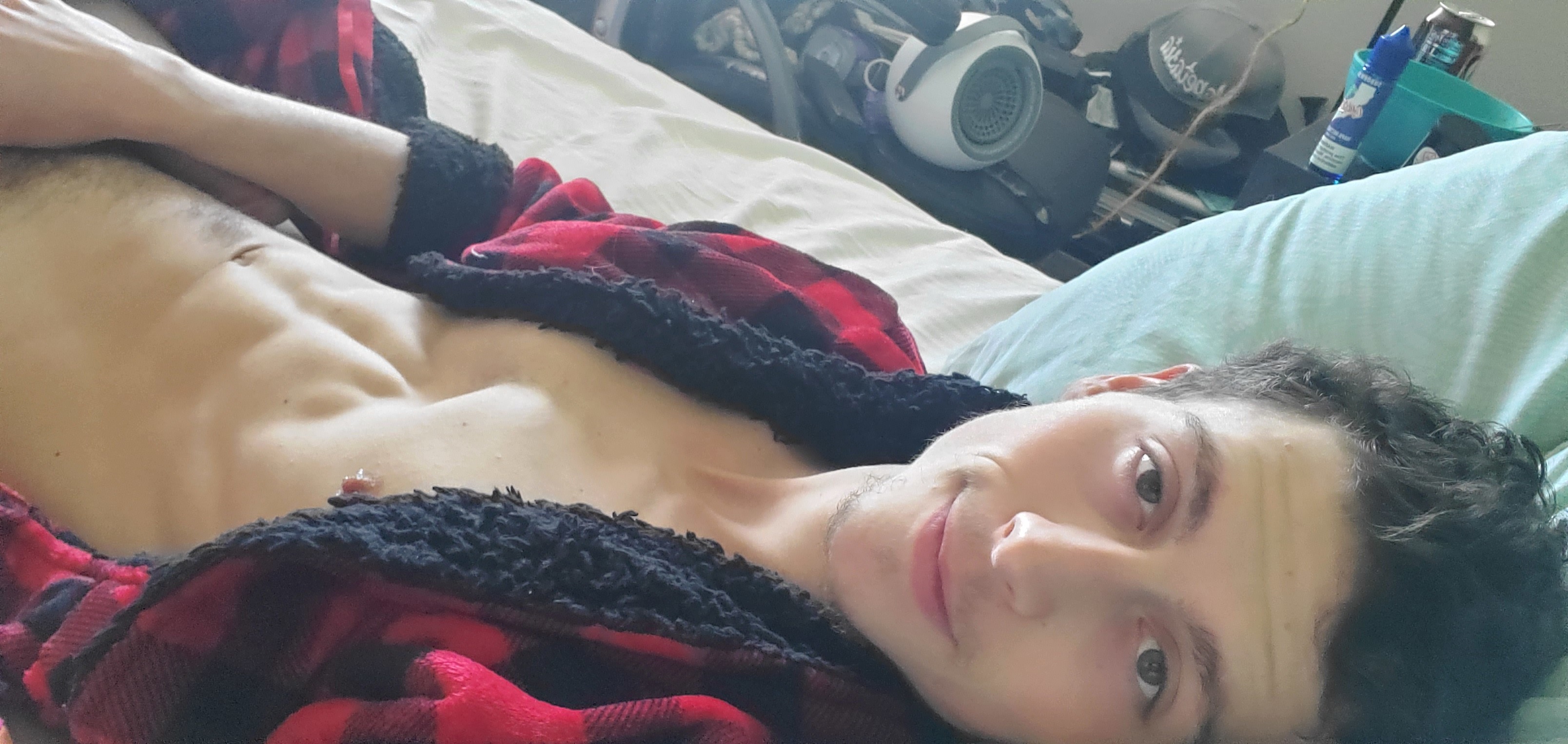 Milo Lakes OnlyFans header