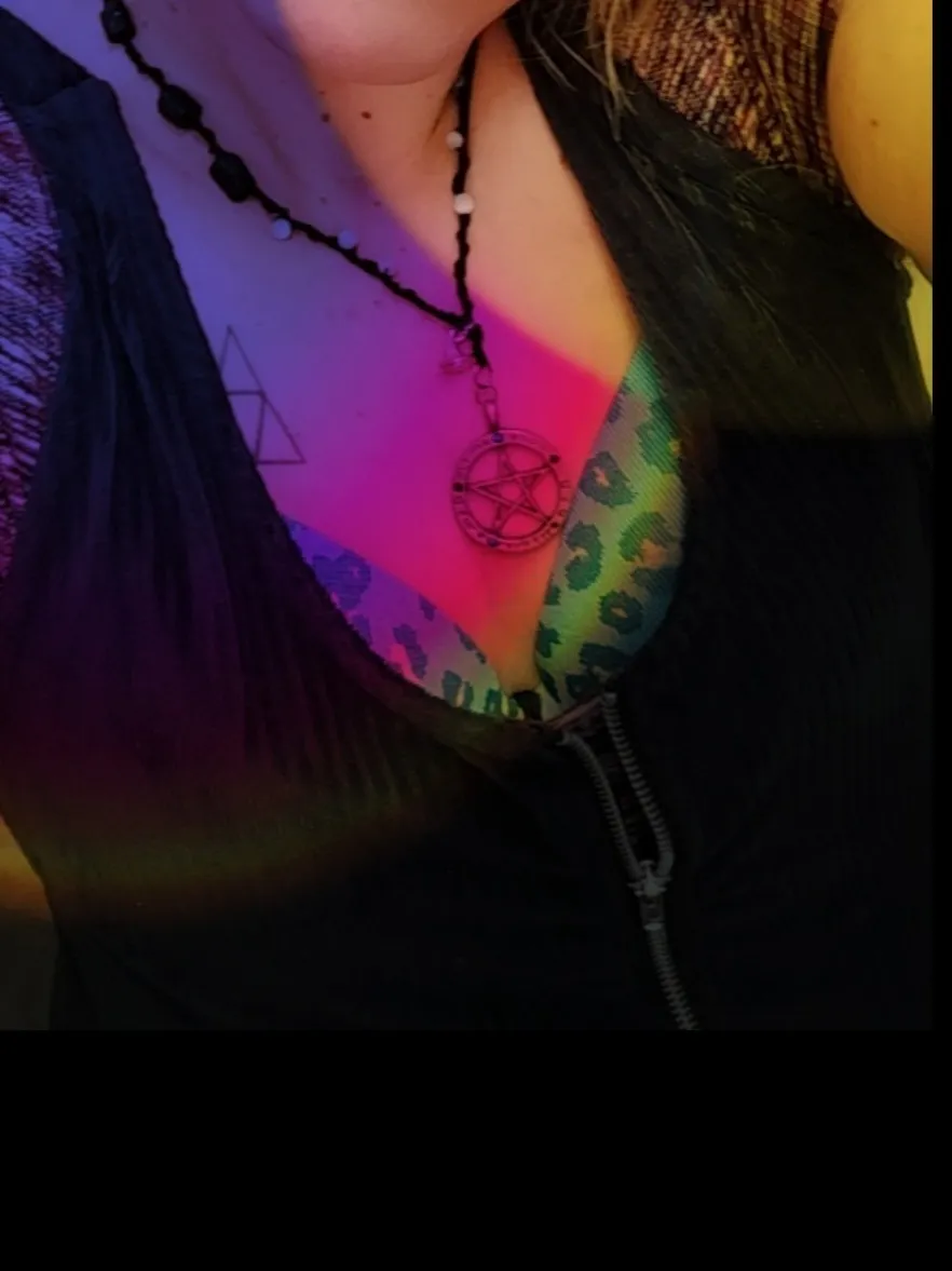 WheedlingBean OnlyFans header