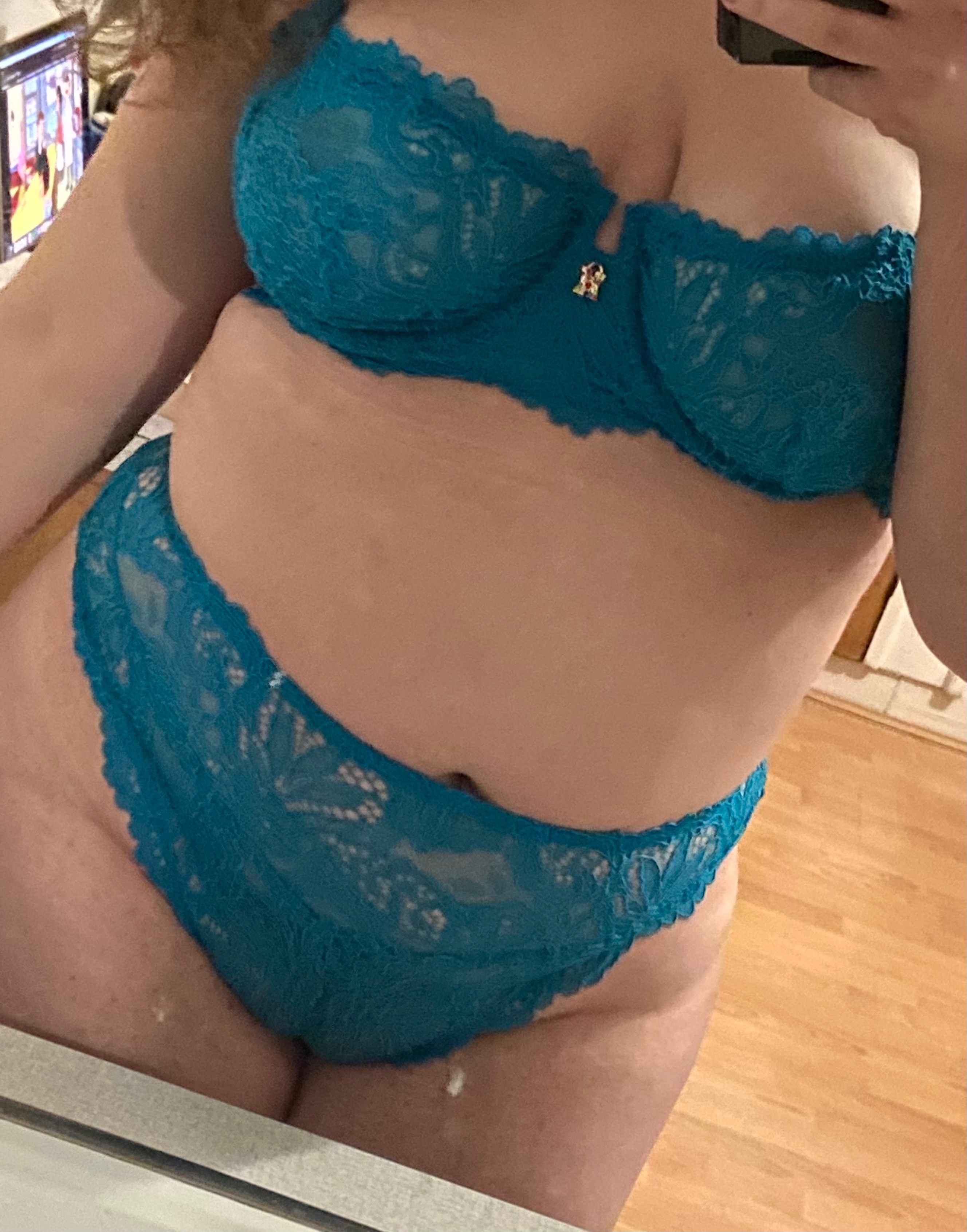 Whinnie OnlyFans header