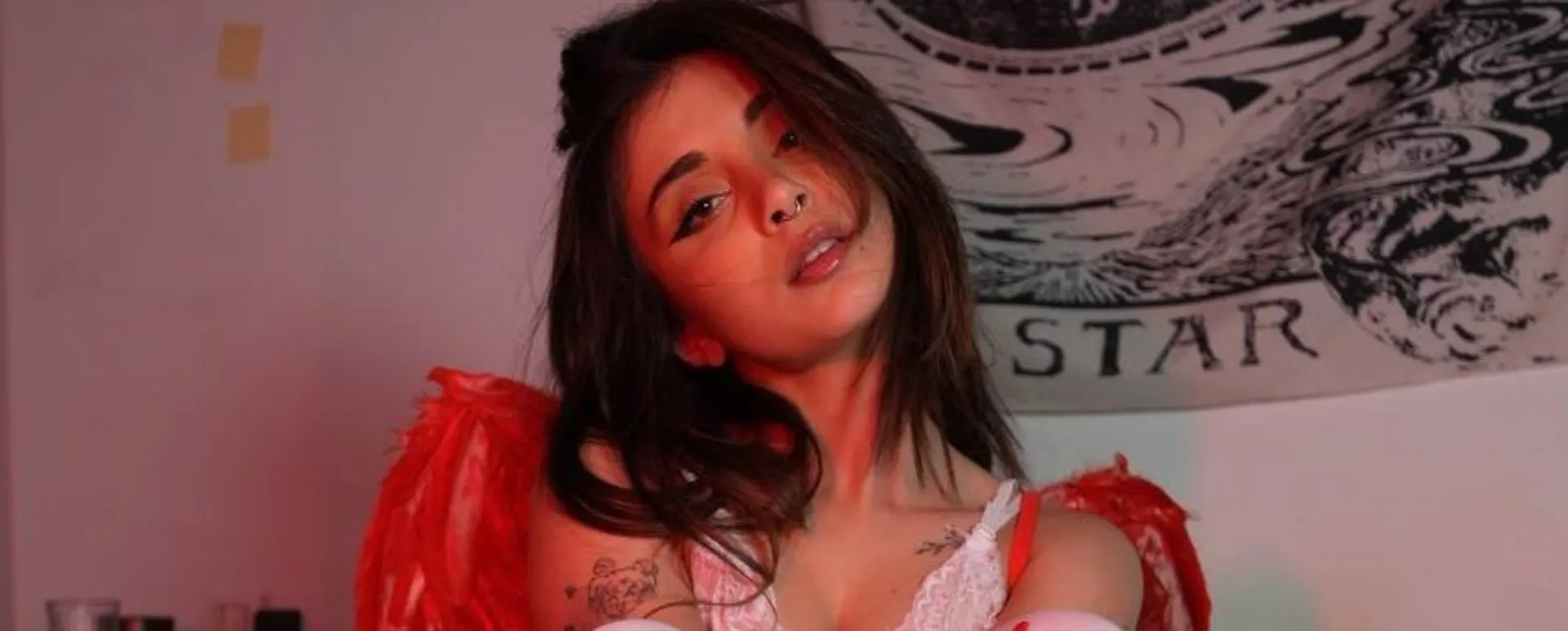 white.essence OnlyFans header