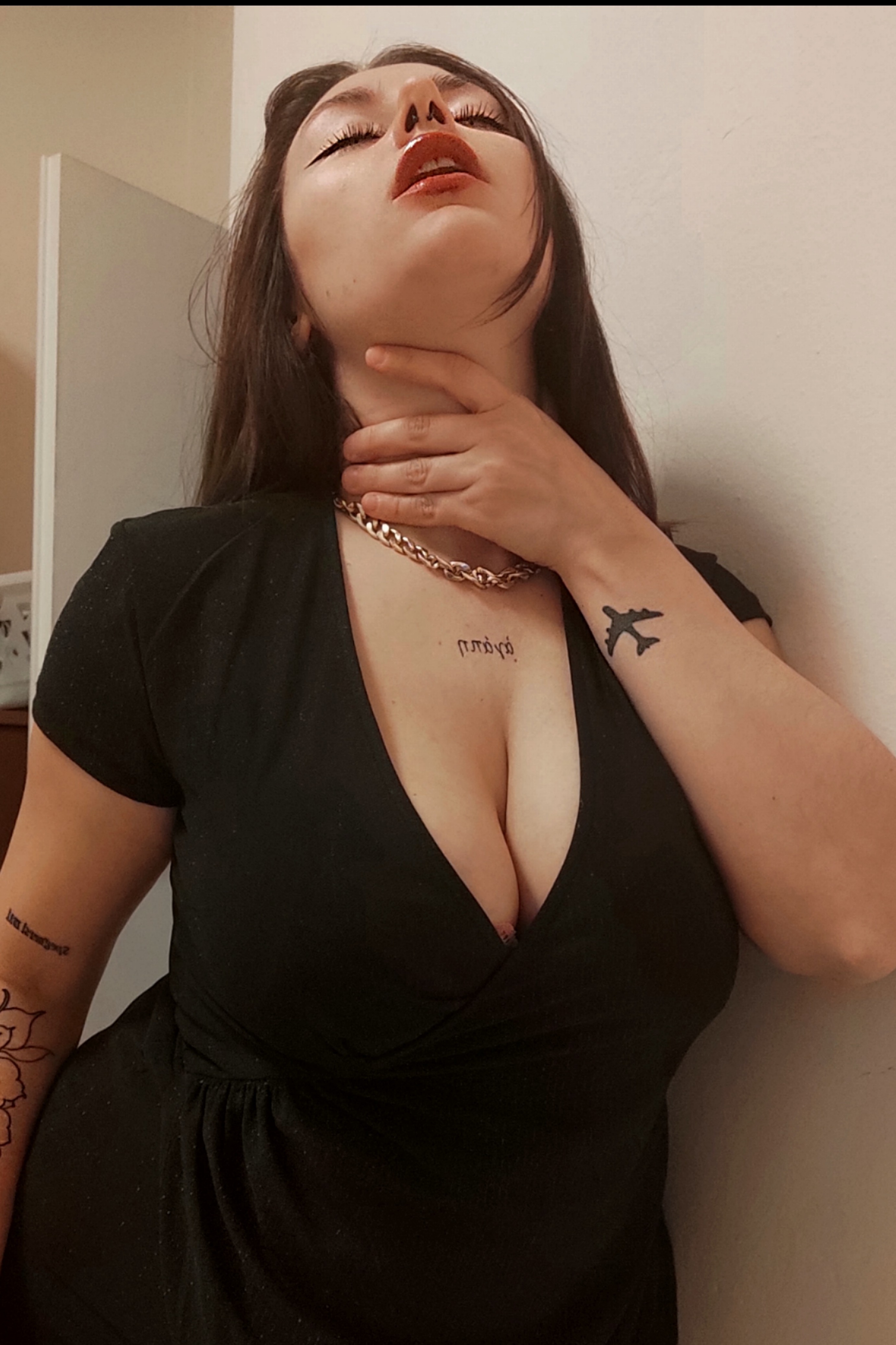 whitecurves OnlyFans