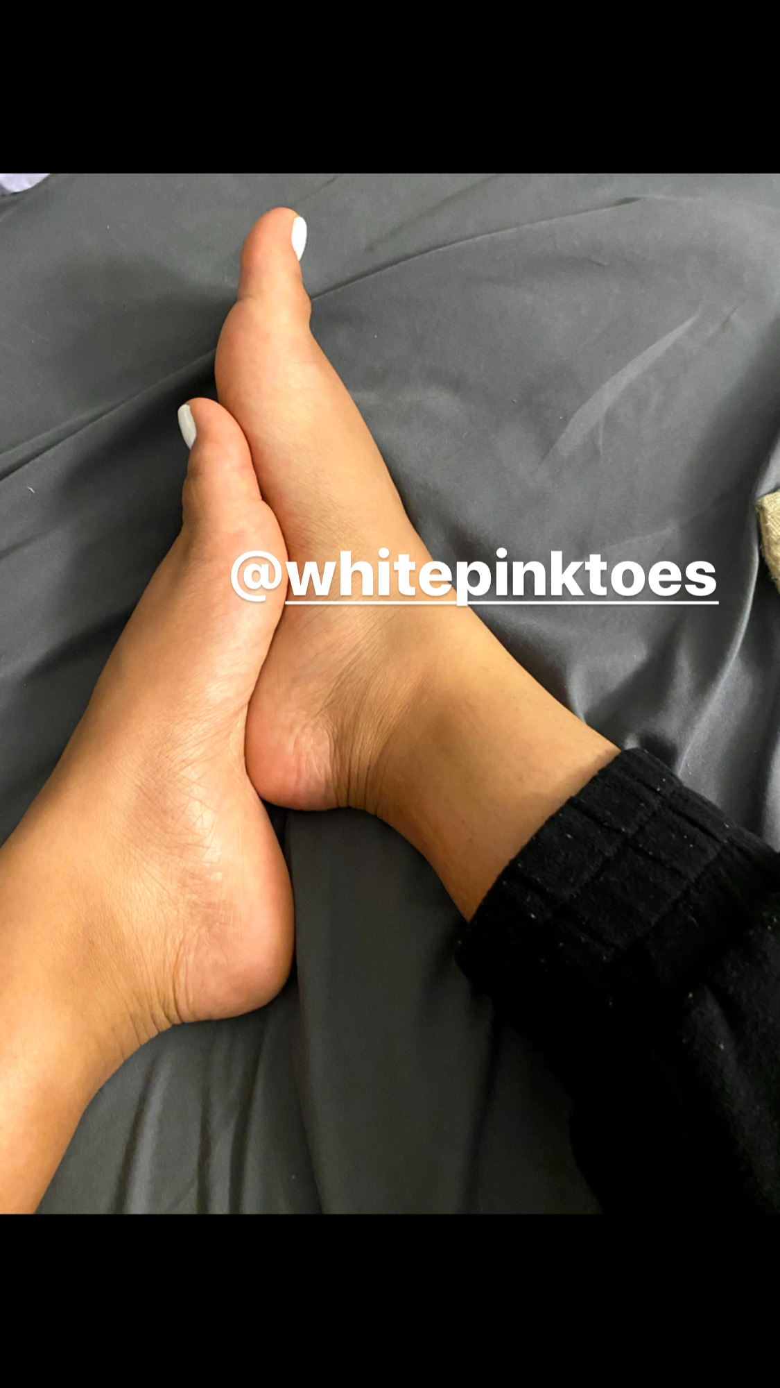 White Pink Toes OnlyFans header