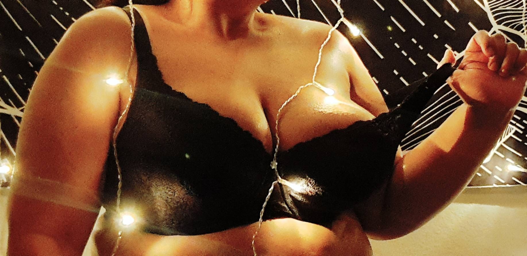 Chubby girl OnlyFans header