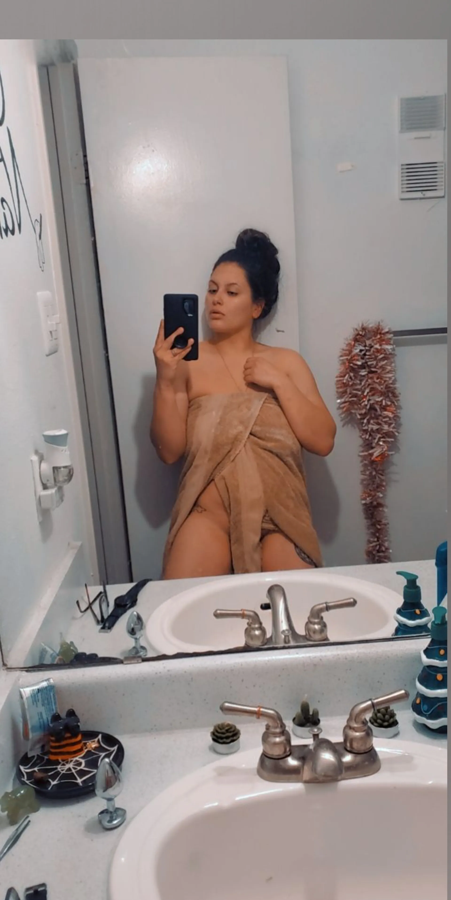 Who wants to see OnlyFans header