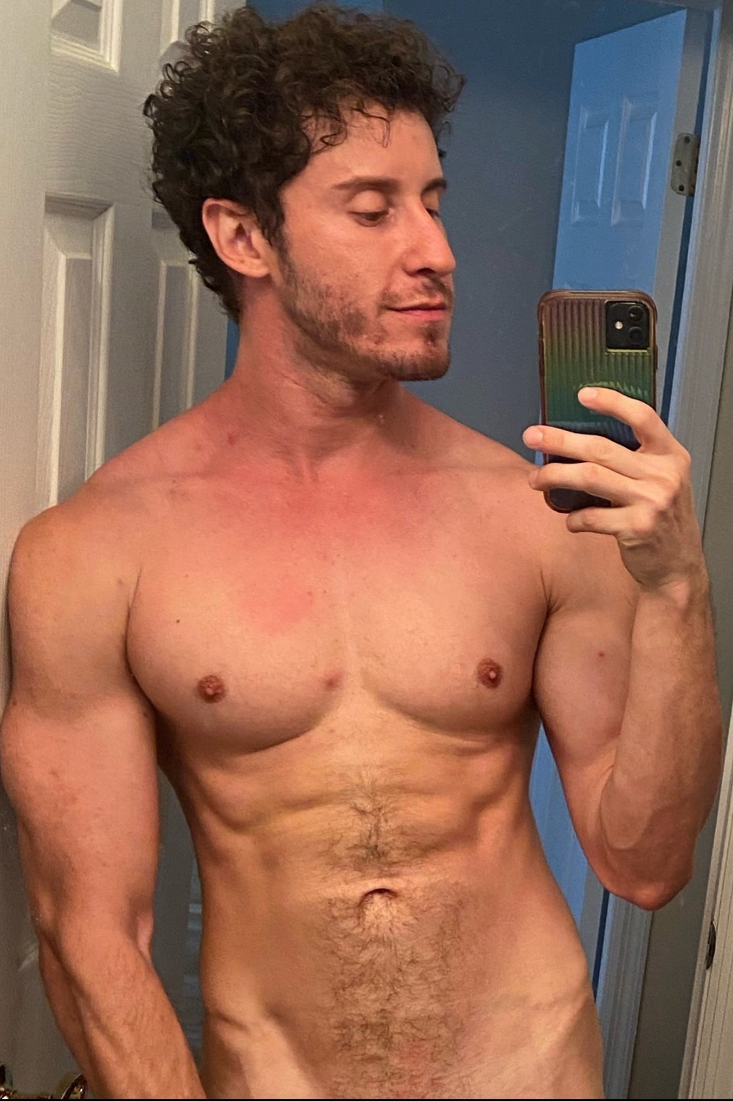 True exhibitionist :) OnlyFans