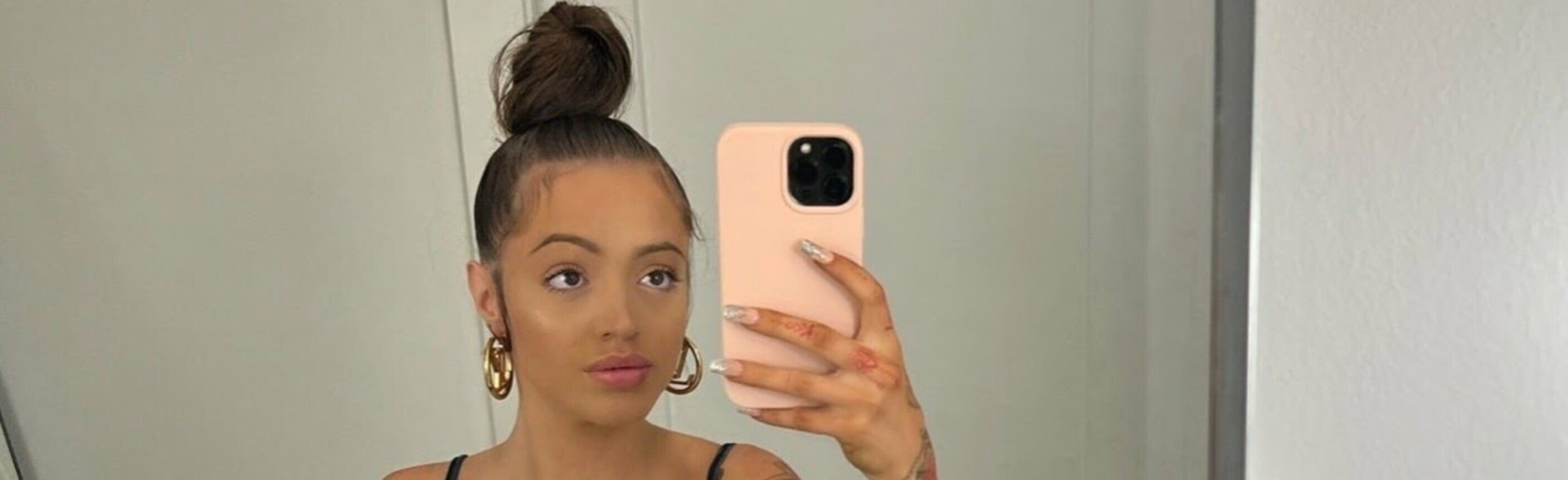 Woah Vicky OnlyFans header