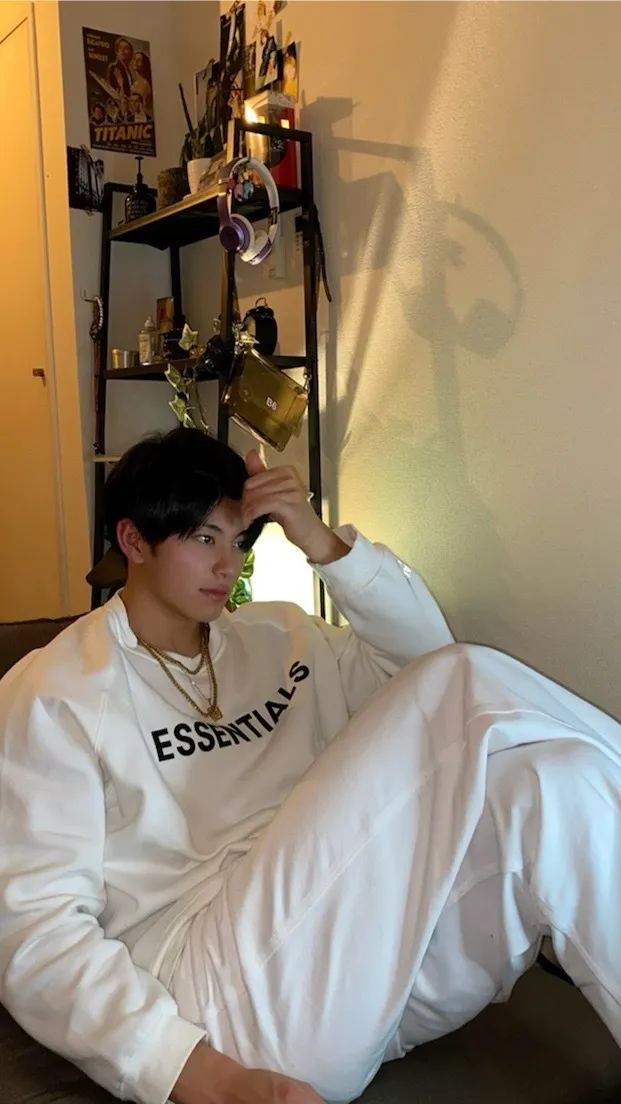 wolf OnlyFans header