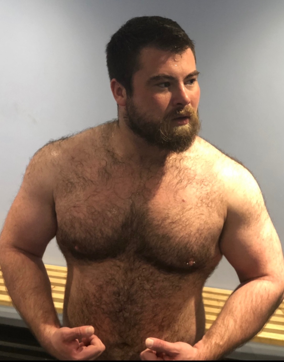 MUSCLE BEAR OnlyFans