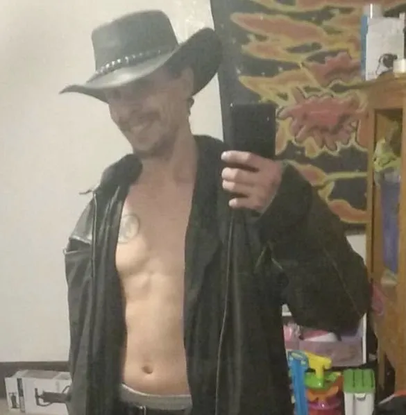 Ma'iingan The Goddess's Tool