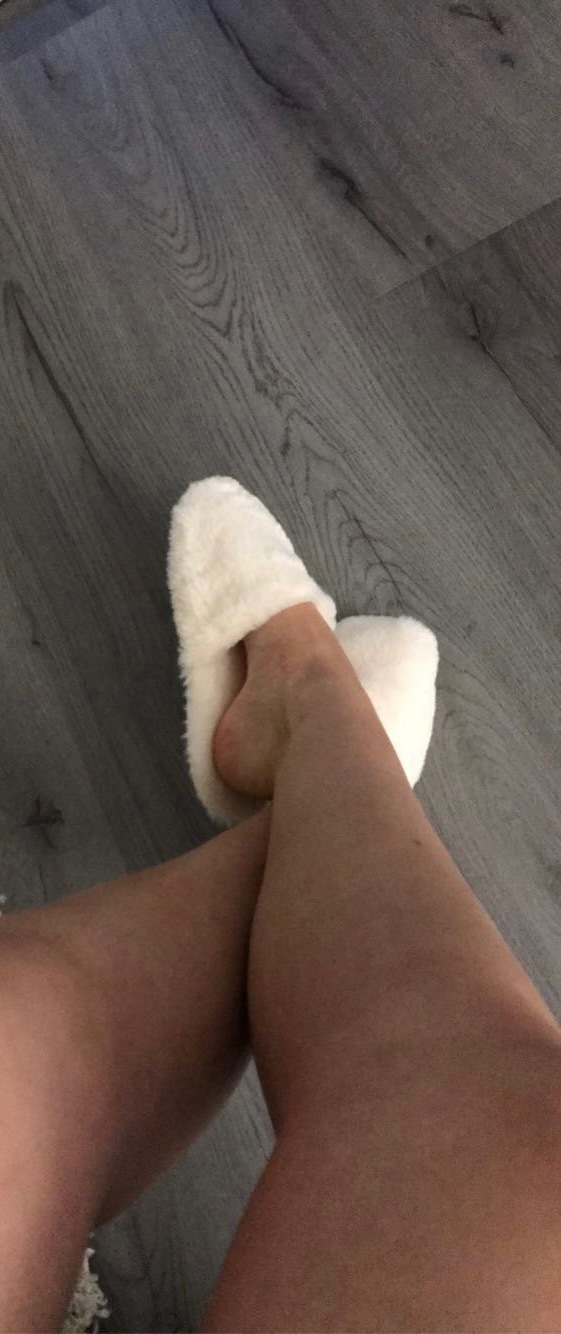 womantoesandlegs OnlyFans