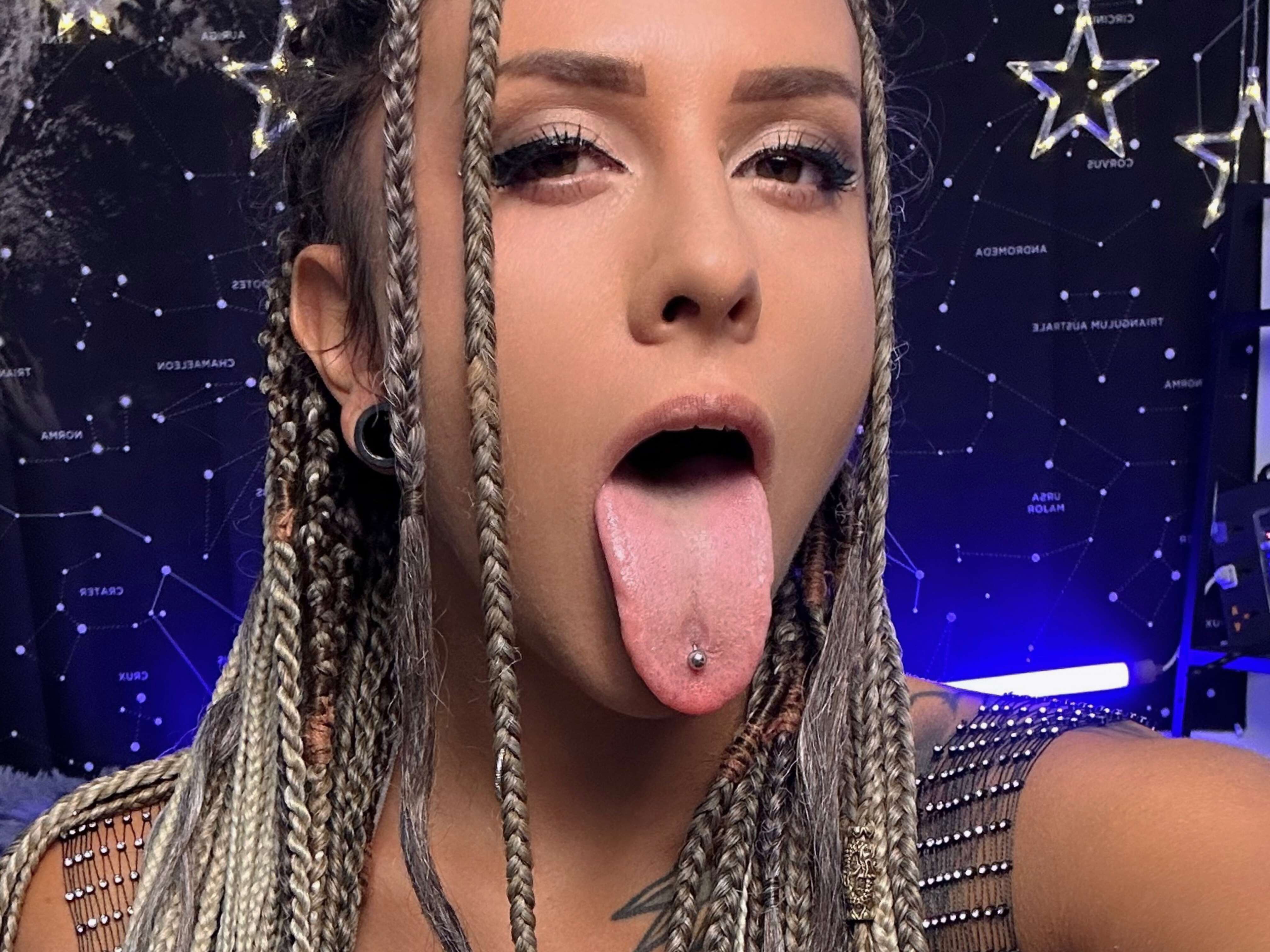 WONDERSGIRLSX OnlyFans