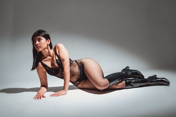 ⊹ 𝙈𝙞𝙨𝙨 𝘽𝙧𝙖𝙩𝙩𝙮 | 𝘿𝙊𝙈𝙈𝙀 𝙆𝙀𝙔𝙃𝙊𝙇𝘿𝙀𝙍 ⊹ OnlyFans header