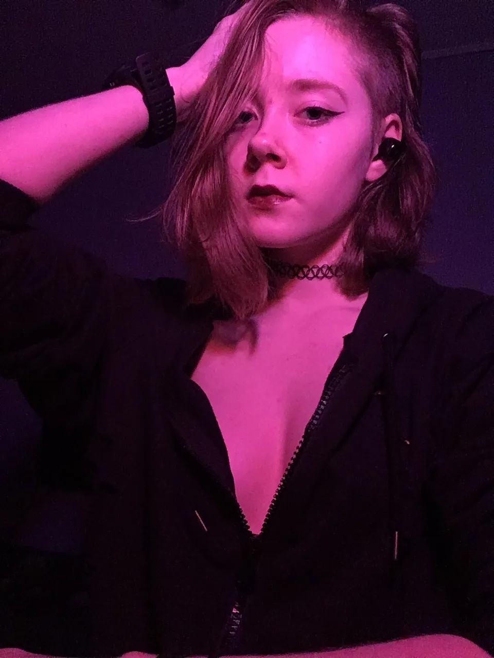 Chaotic Creature (Endie🖤)