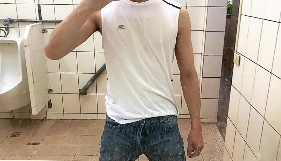 ww9854001 OnlyFans header