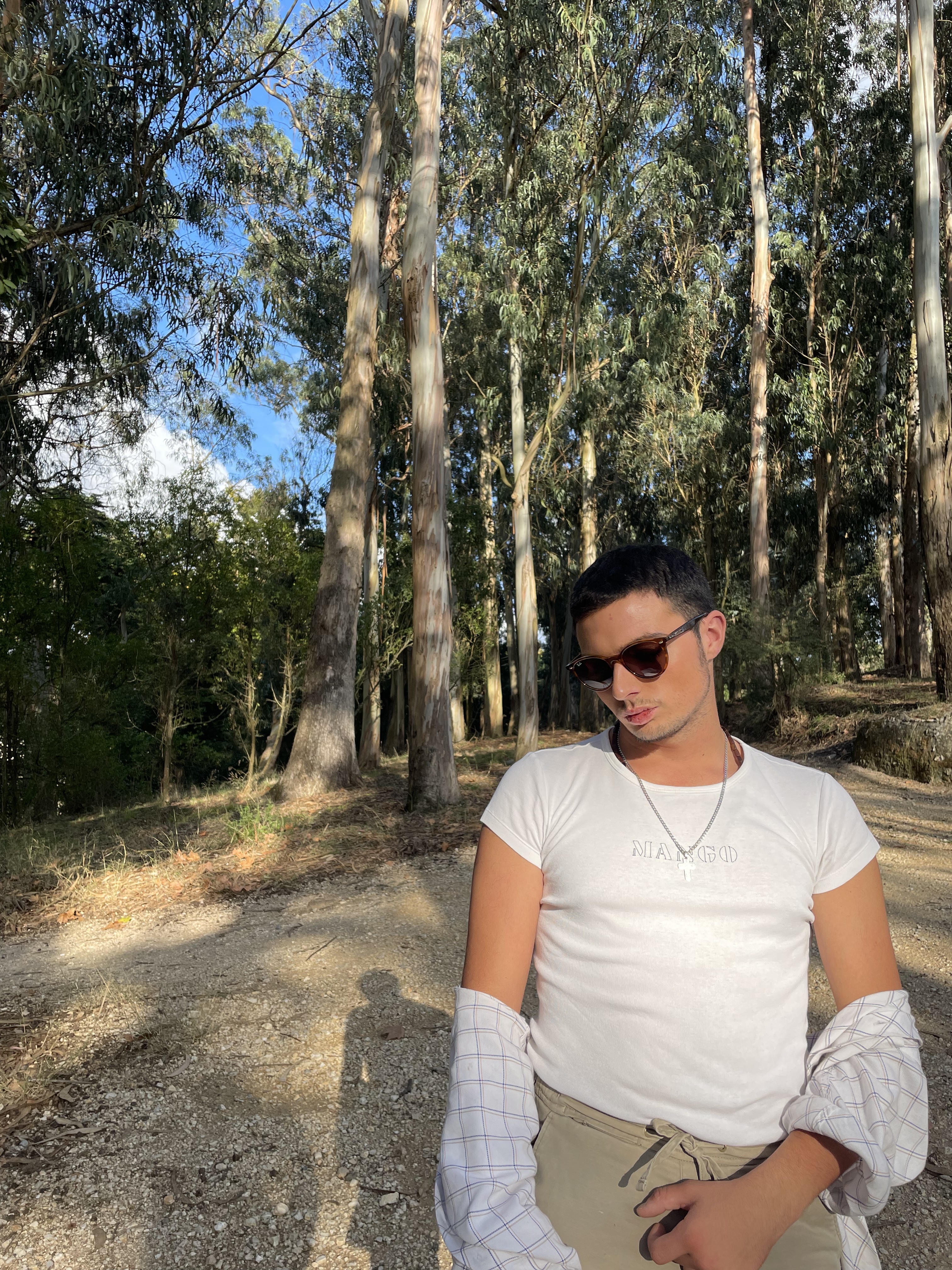 b1n0 OnlyFans header