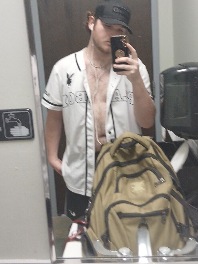 Moose Douglas OnlyFans