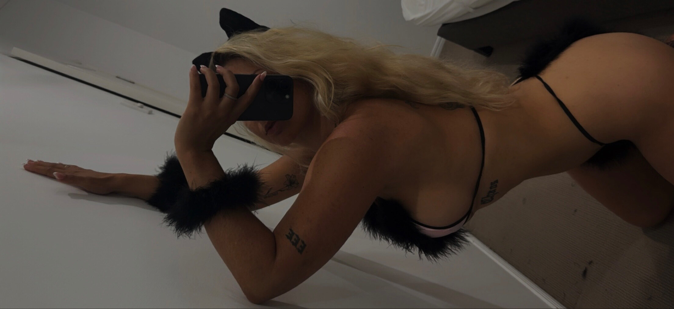 XBlondeBaddieX OnlyFans header
