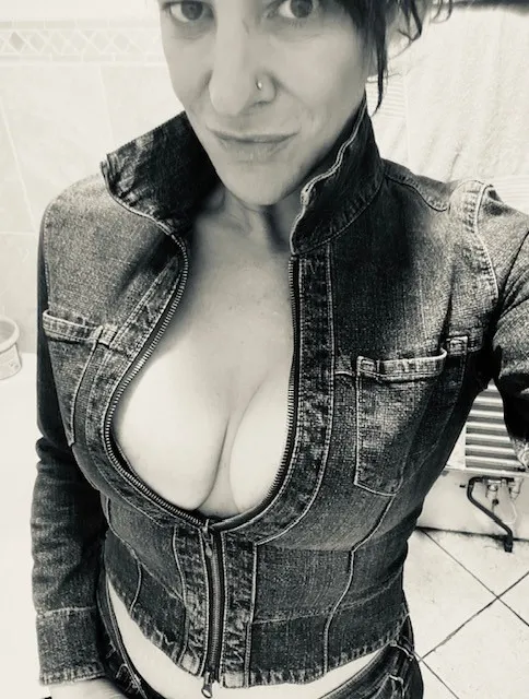 MatureFemaleFitnessFree OnlyFans header