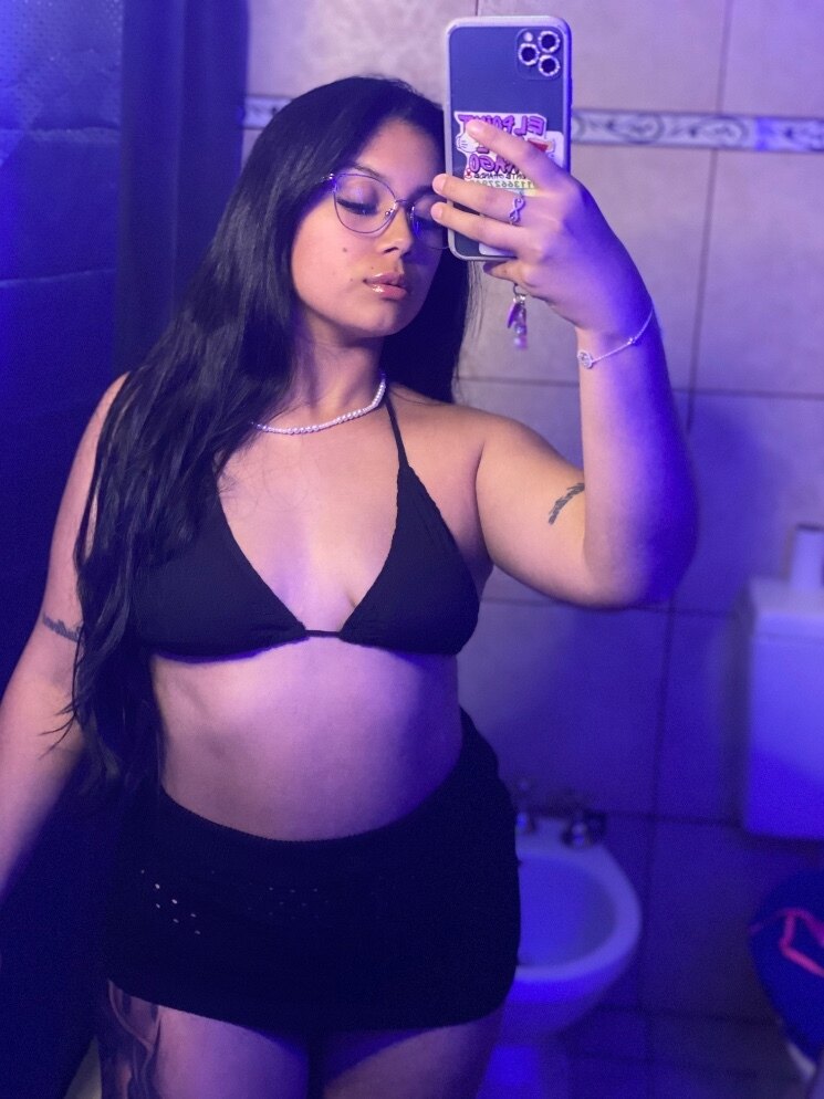 Crazyariana0 OnlyFans