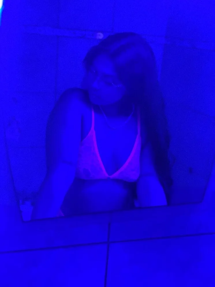 Crazyariana0 OnlyFans header