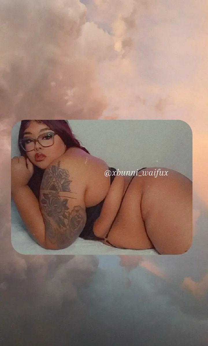 Bunni OnlyFans header