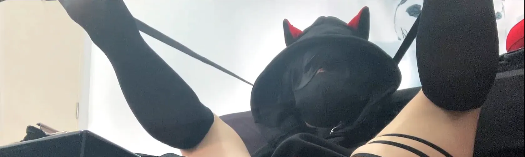 xdressvivi OnlyFans header