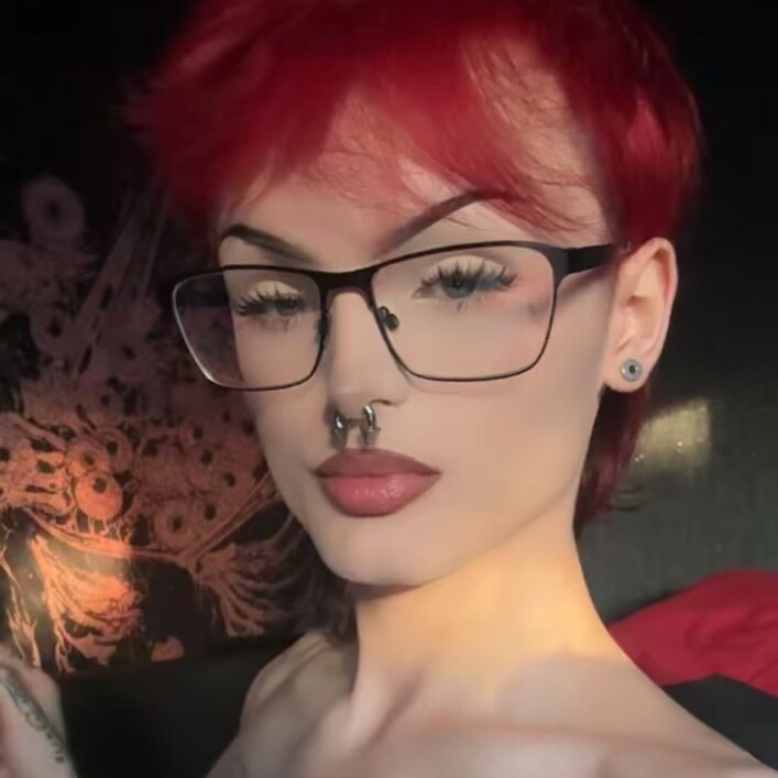 femdoll 🖤 OnlyFans