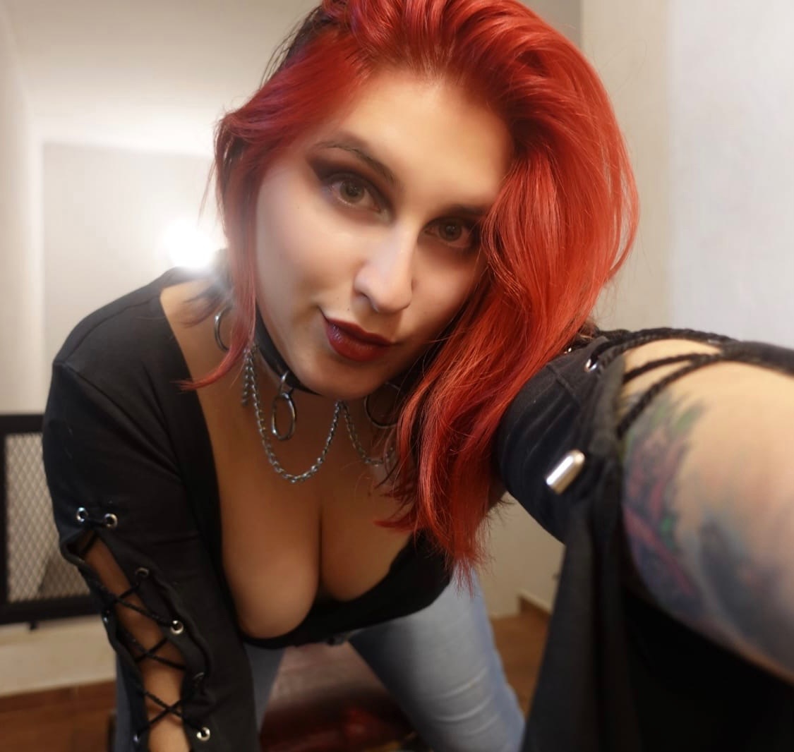 ItsxFoxxyLady OnlyFans