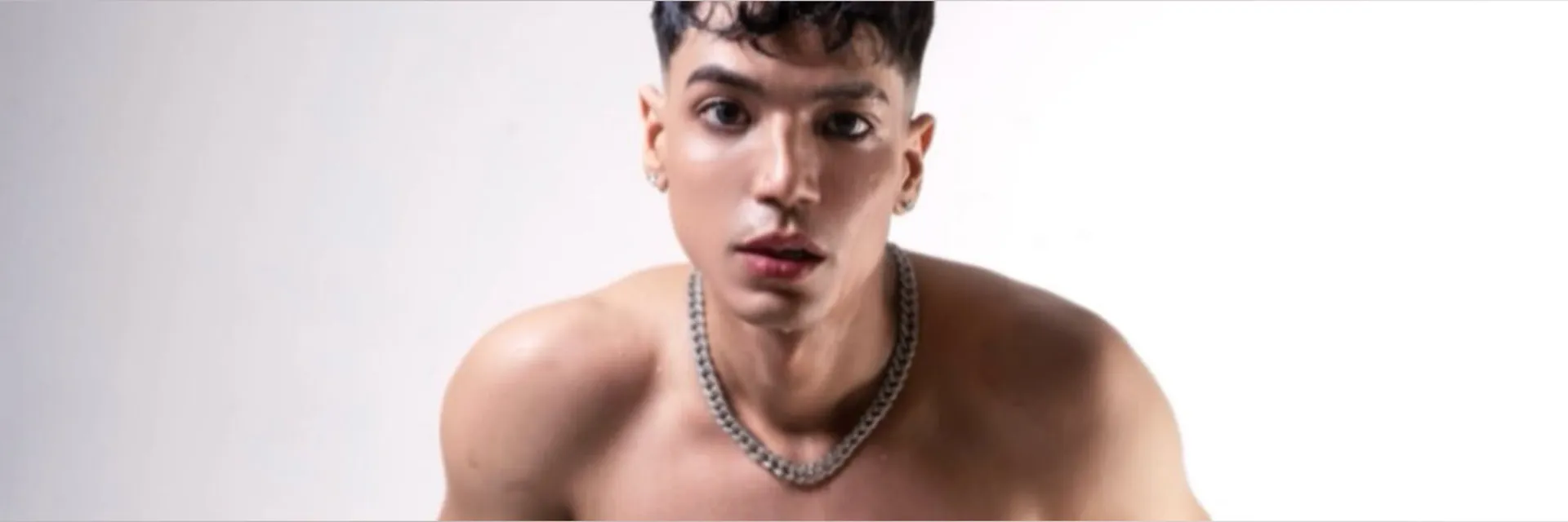 𝔒𝔫𝔩𝔶 𝔠𝔥𝔯𝔦𝔰 OnlyFans header