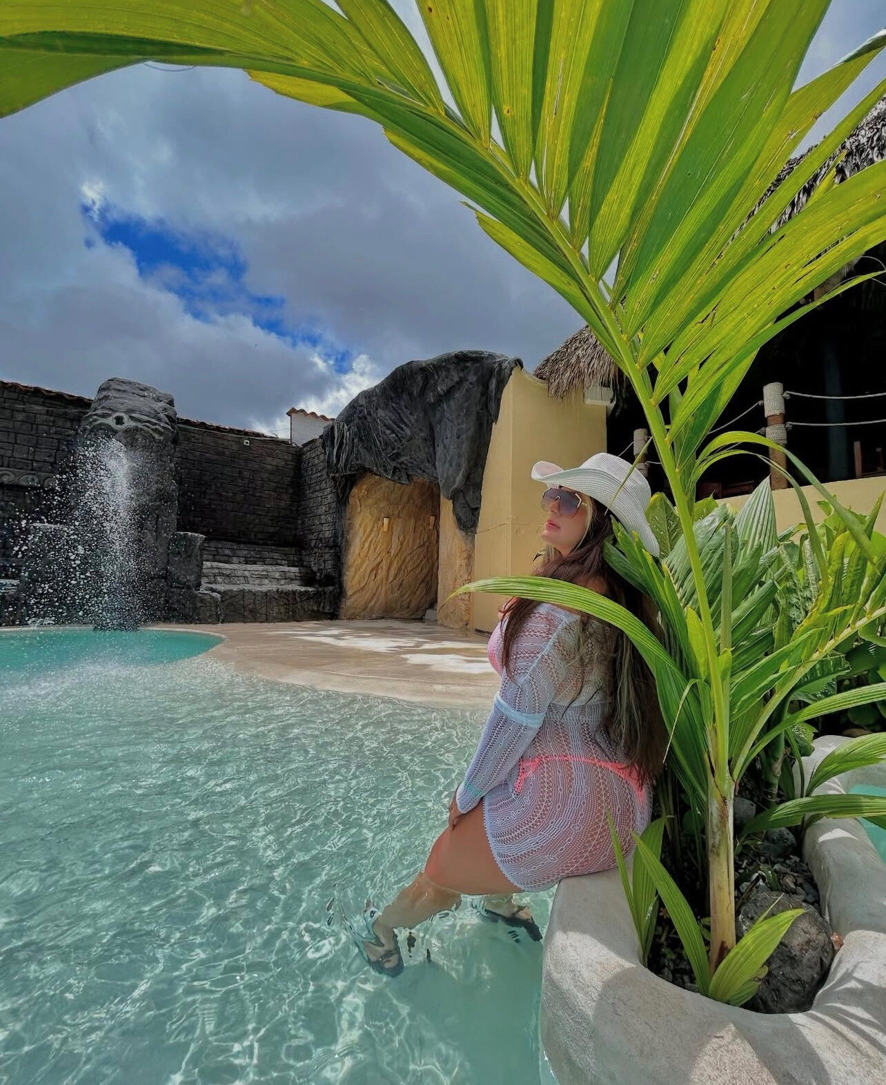 Ximena con X ! OnlyFans header