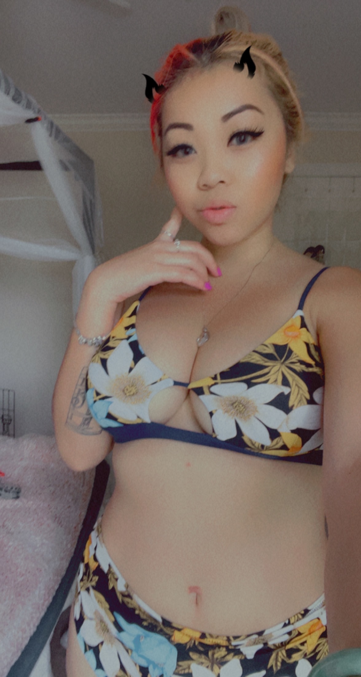 Kat “FREE” page OnlyFans