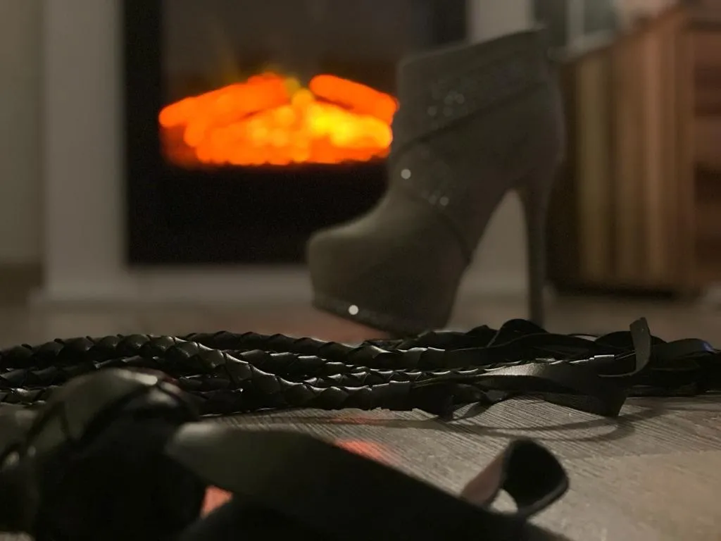 X LadyFeet 👠 OnlyFans header