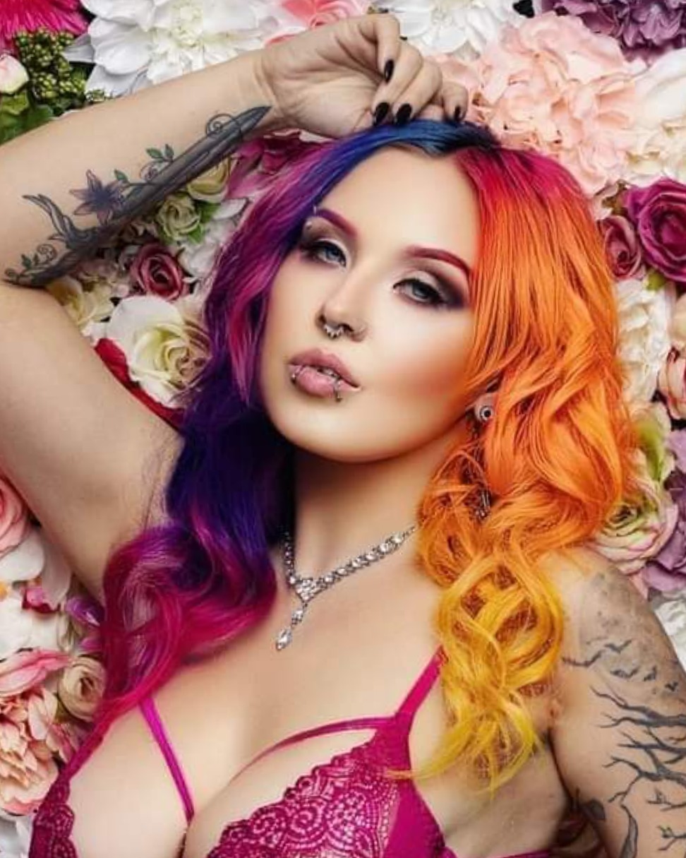 XlcrMoon🍑MODEL PAGE💋DM Me OnlyFans