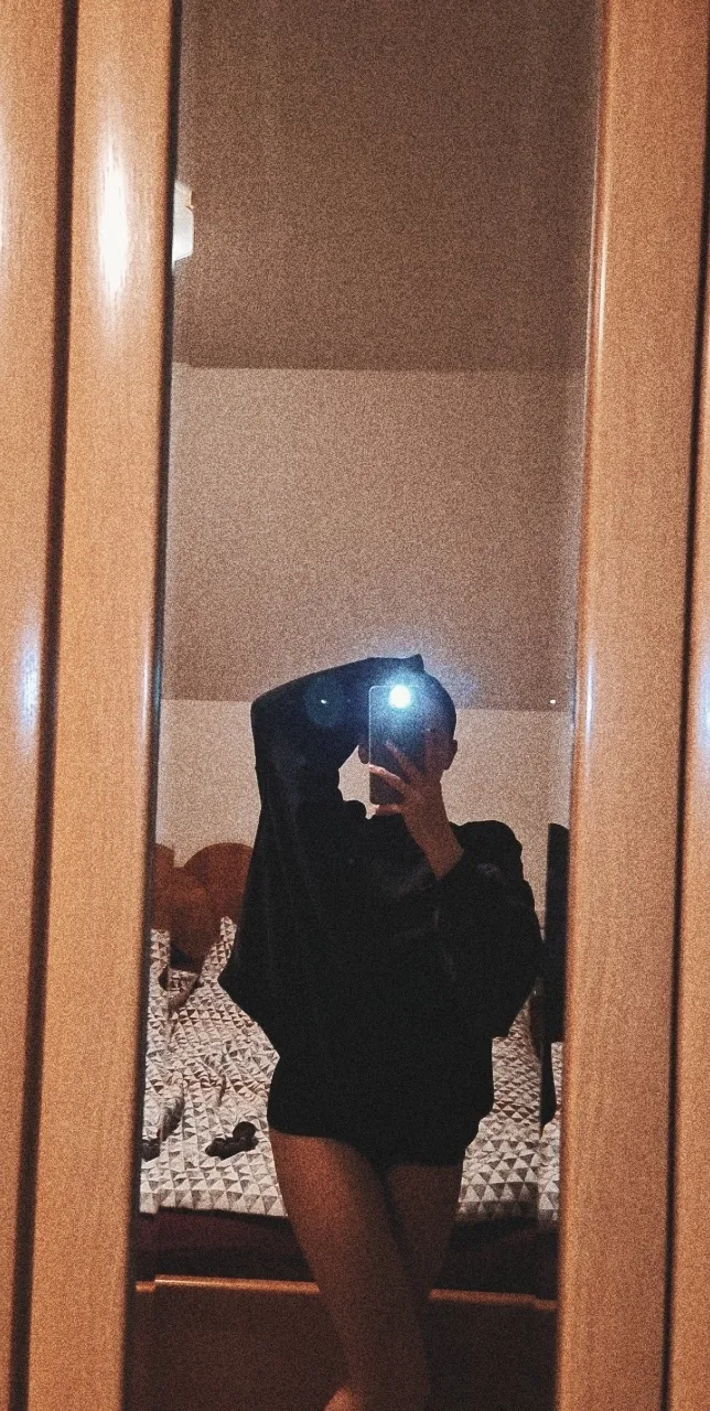 L i s a OnlyFans header